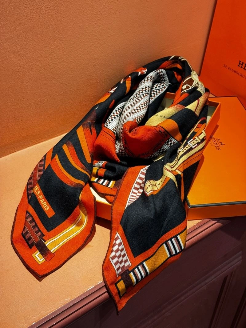 FreshLook Hermes Scarf 271787