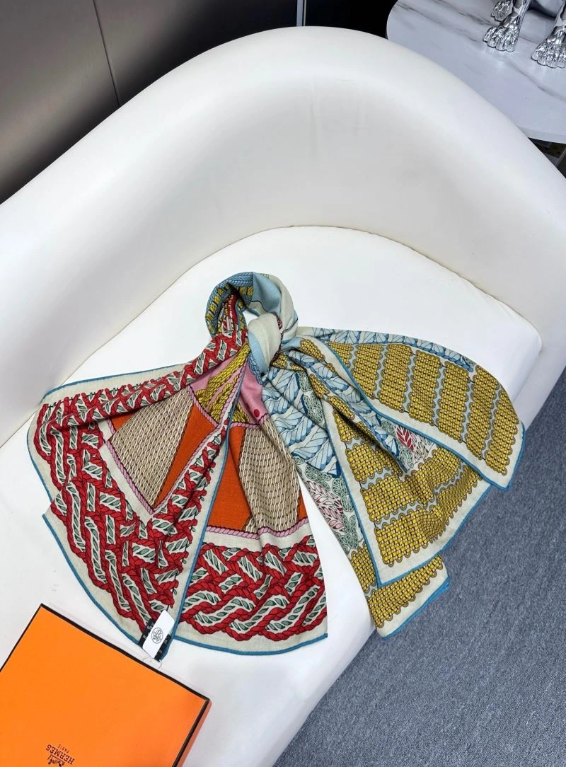 Bold Hermes Scarf 271784