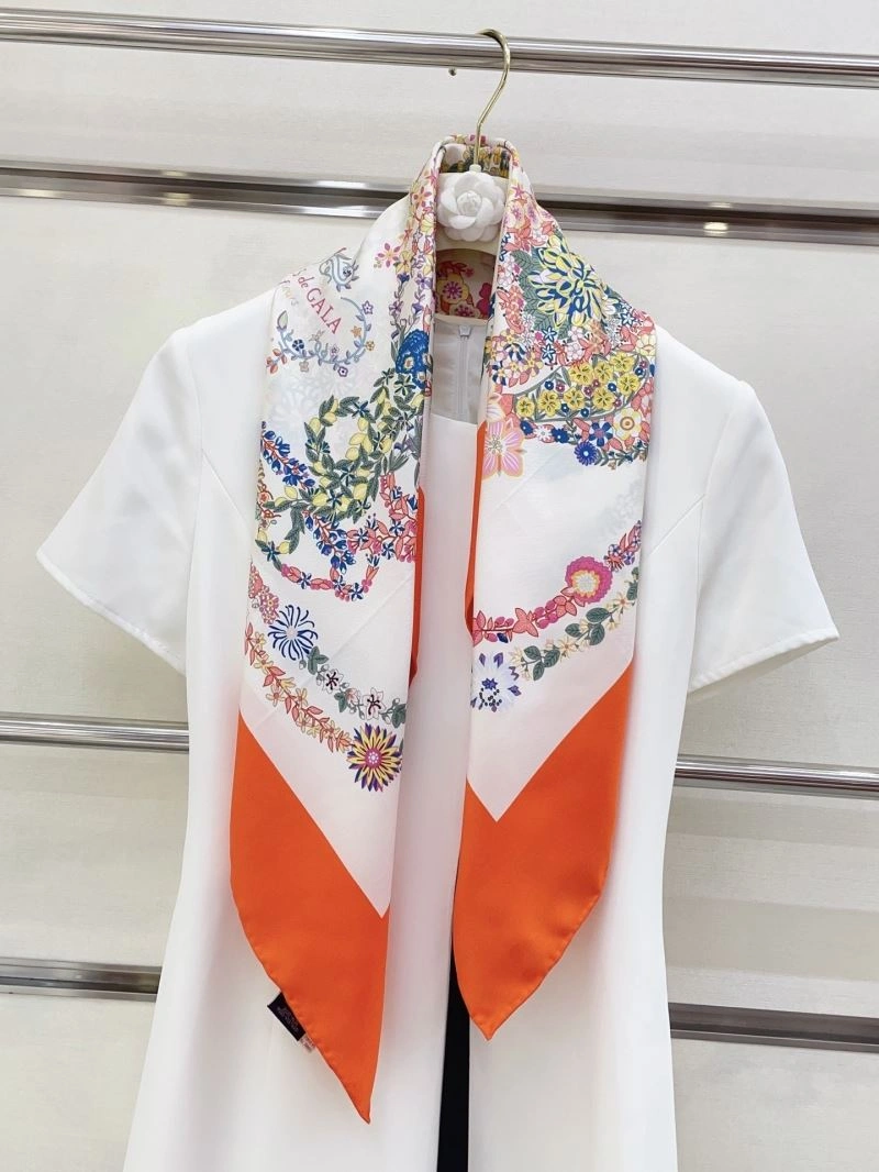 Classic Hermes Scarf 271685