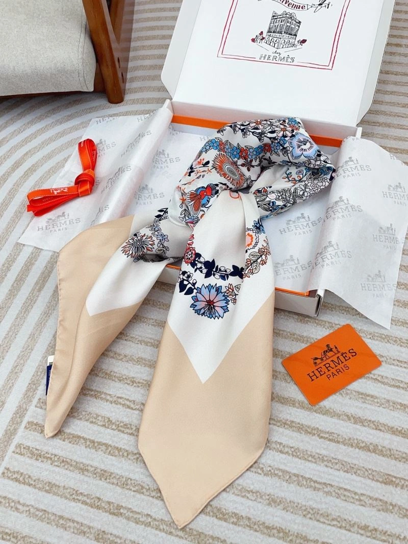 Efficient Hermes Scarf 271668