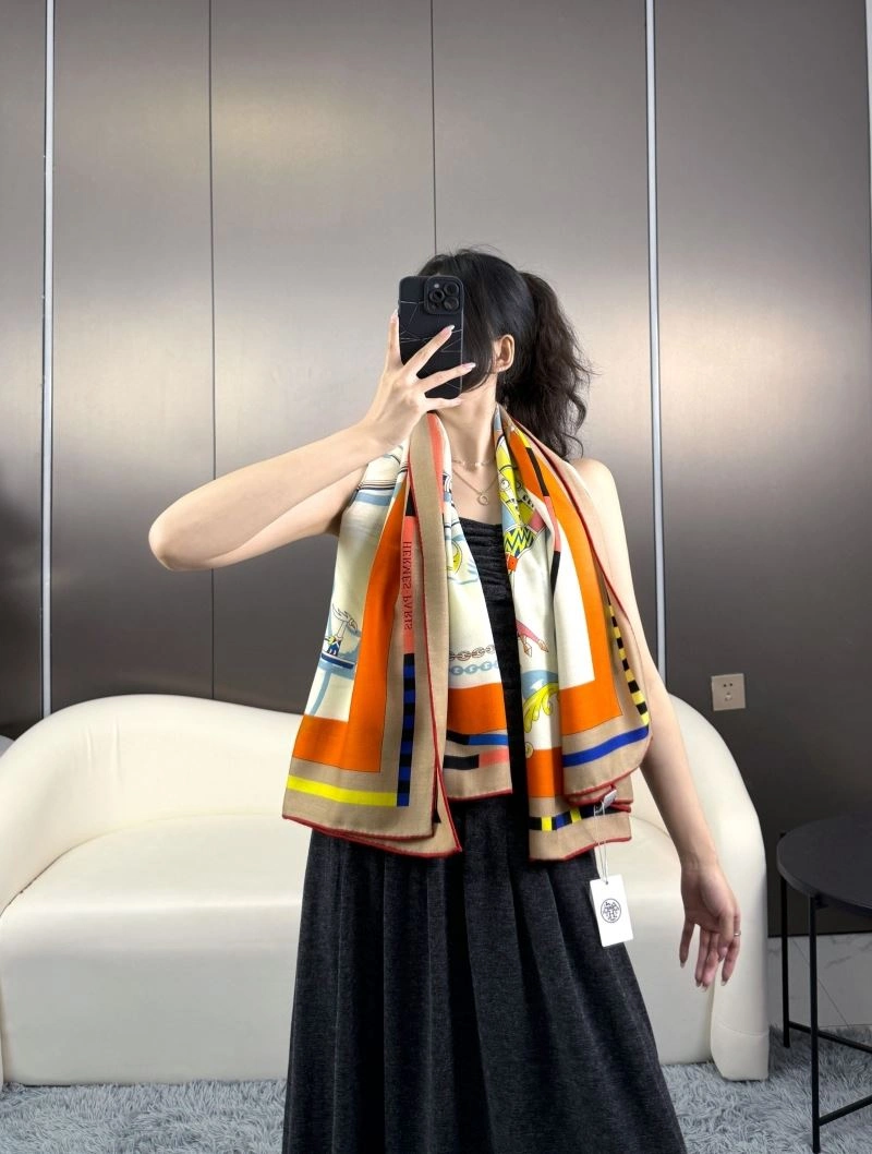 Youthful Hermes Scarf 271569