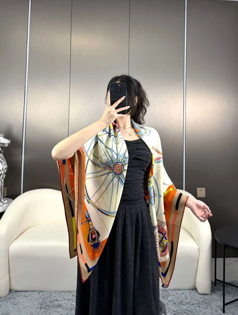 Youthful Hermes Scarf 271569