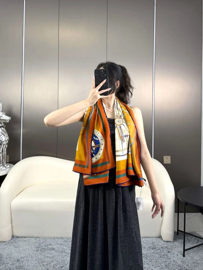 Hermes Scarf GoAnywhere 271568