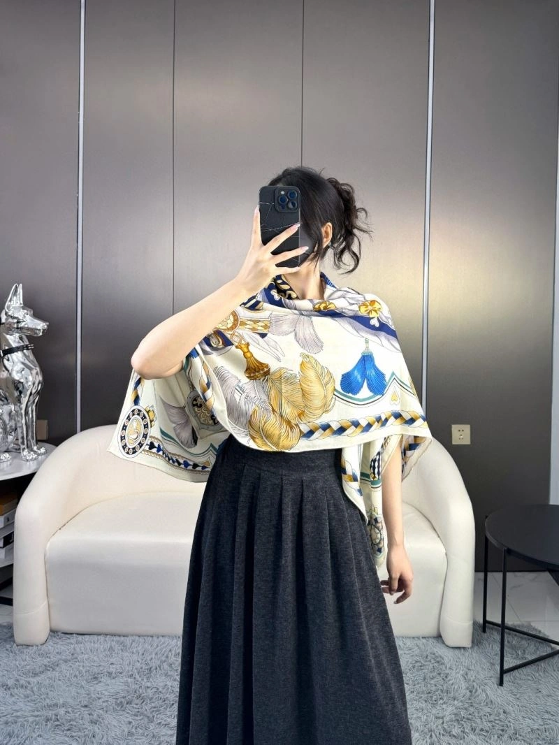 Sleek Hermes Scarf 271546