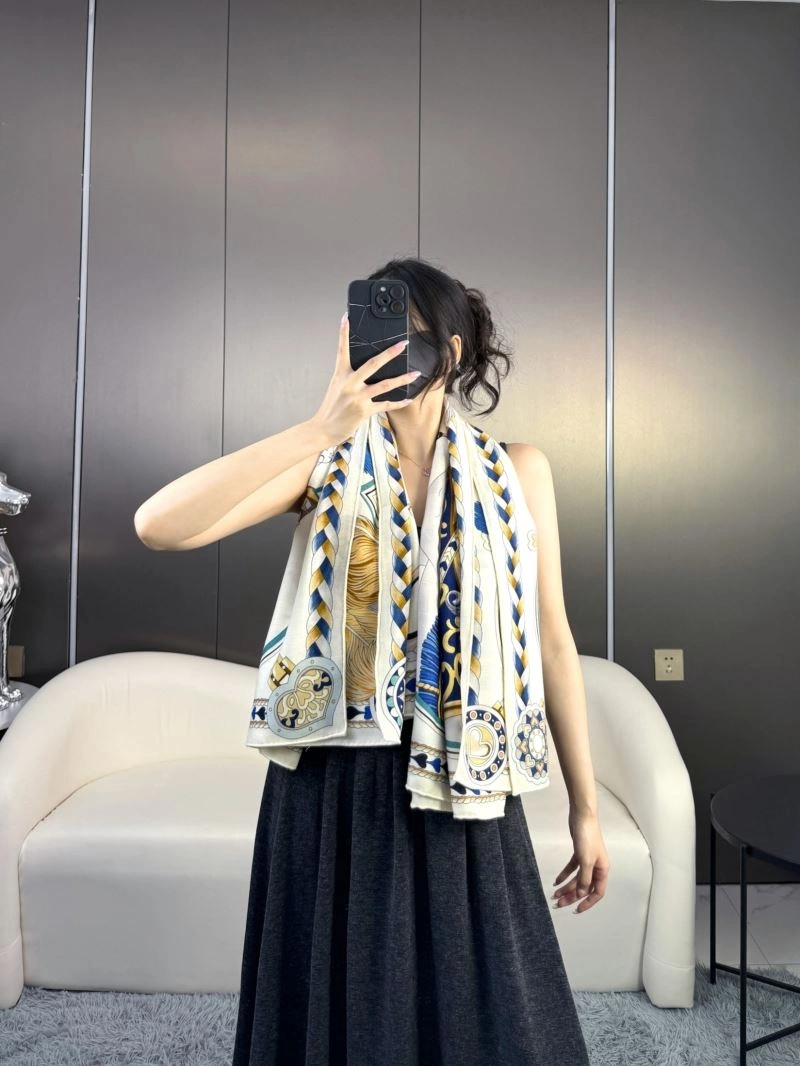 Sleek Hermes Scarf 271546