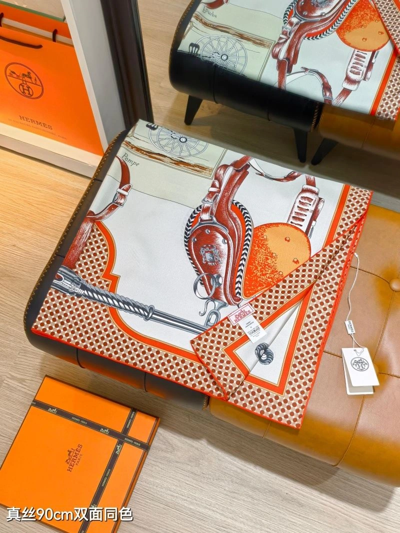 Hermes Scarf Compact 271537