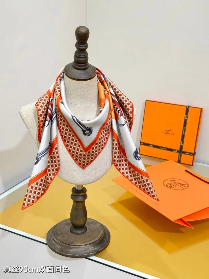 Hermes Scarf Compact 271537