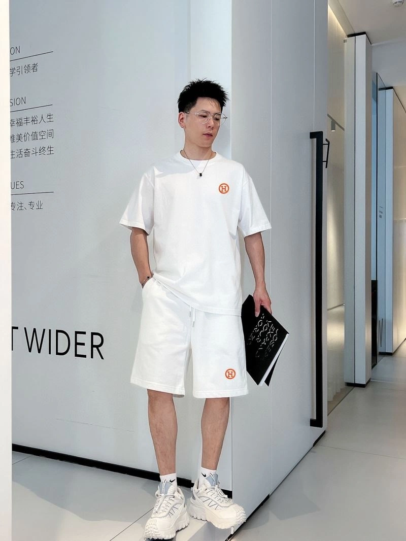 Supportive Hermes Short Suits 129704
