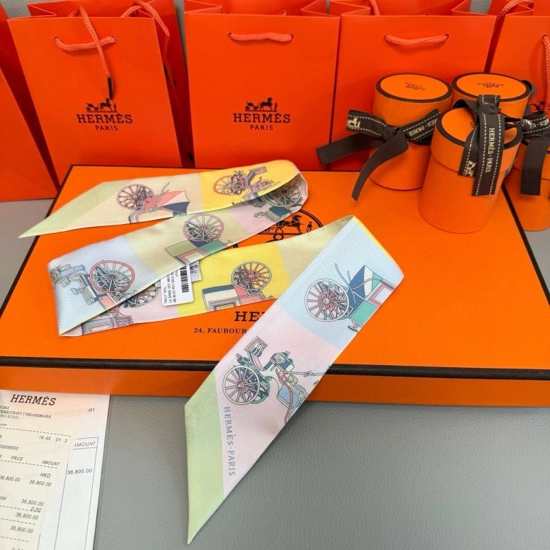 ModernLook Hermes Silk 272277