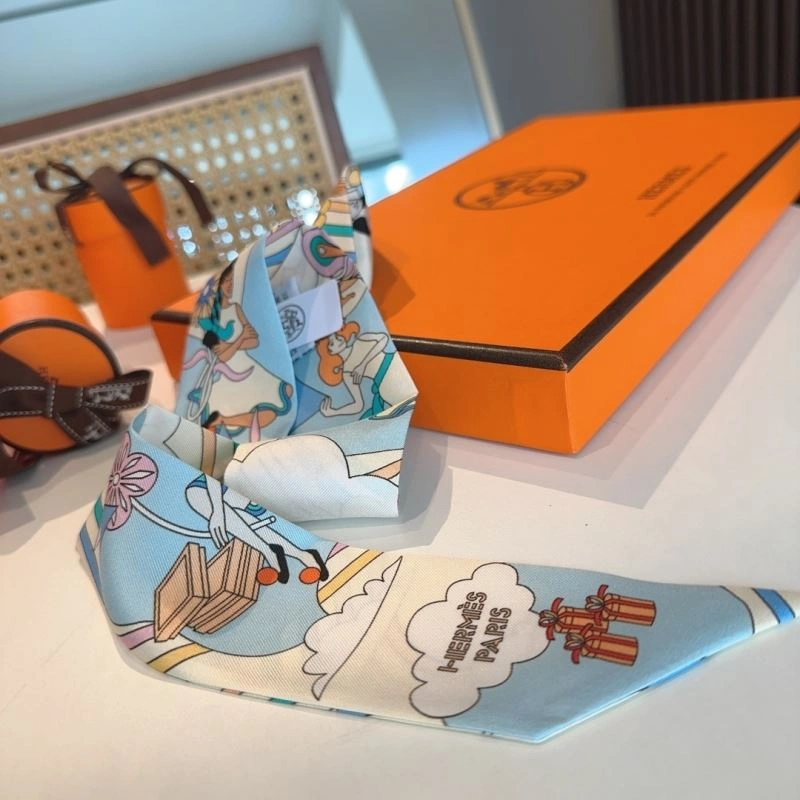Lightweight Hermes Silk 272253