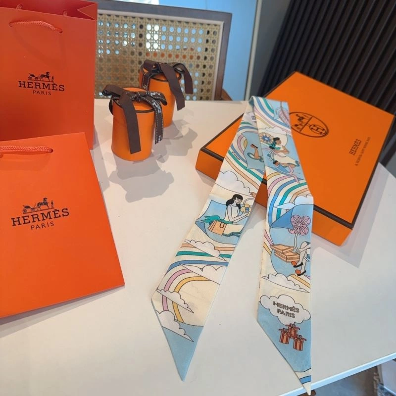 Lightweight Hermes Silk 272253