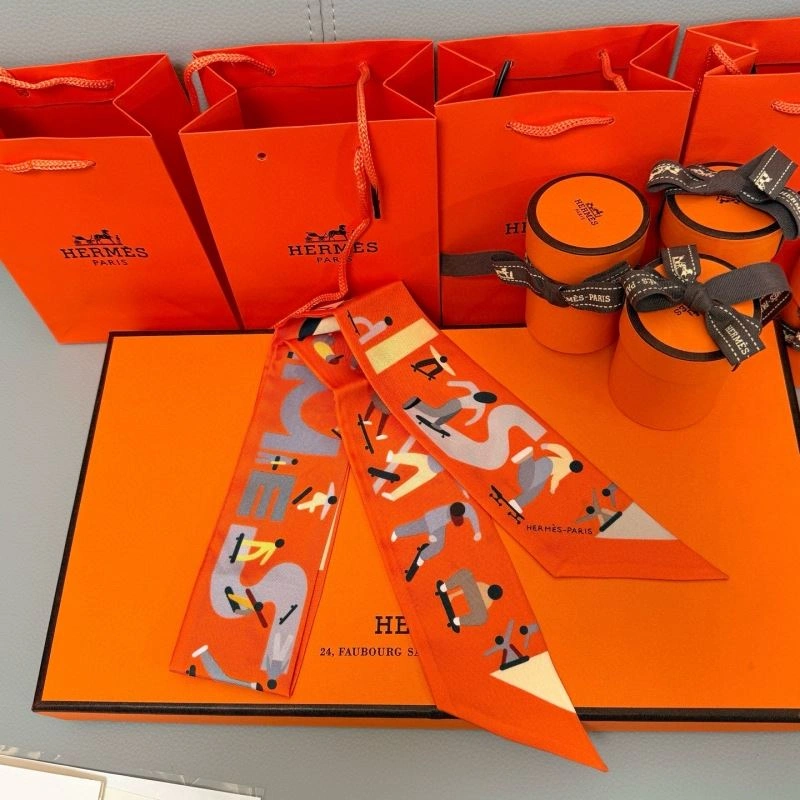 Durable Hermes Silk 272266