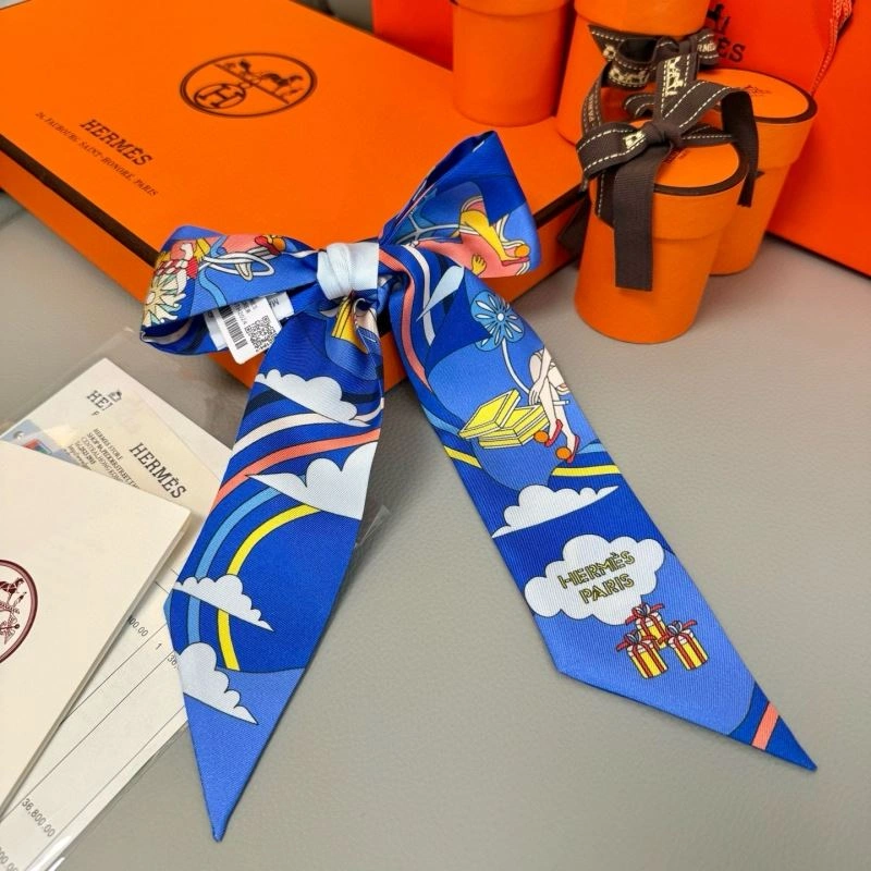 Contemporary Hermes Silk 272248