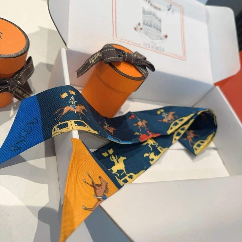 Hermes Silk Lightweight 272212