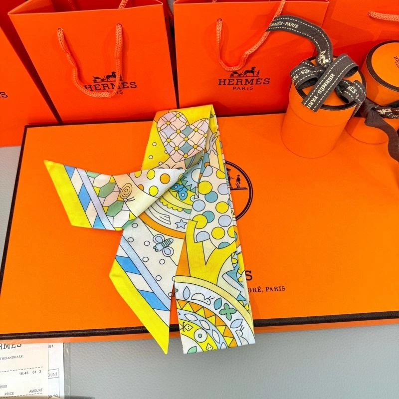 Attractive Hermes Silk 272183
