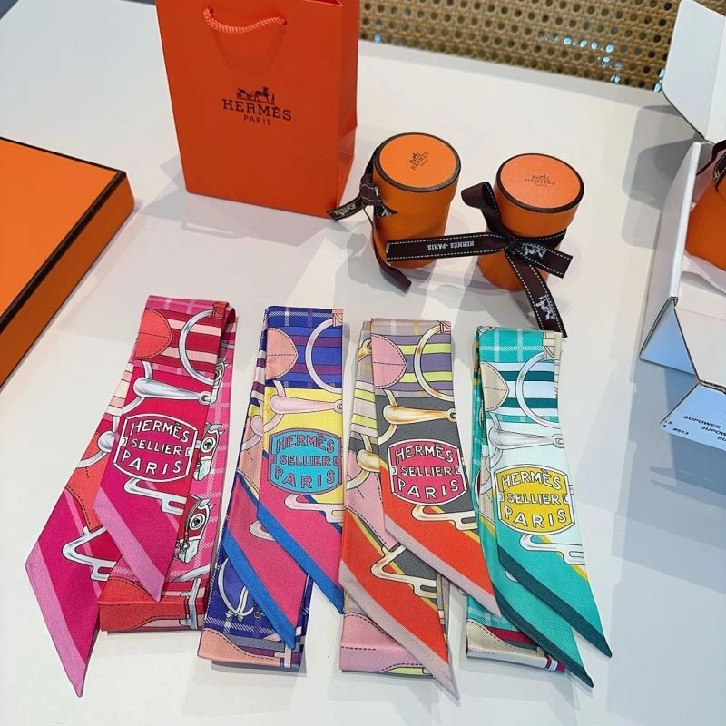 Hermes Silk Seasonal 272161