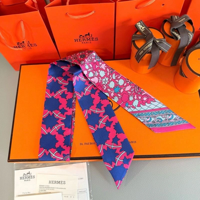 Hermes Silk TechFriendly 272140