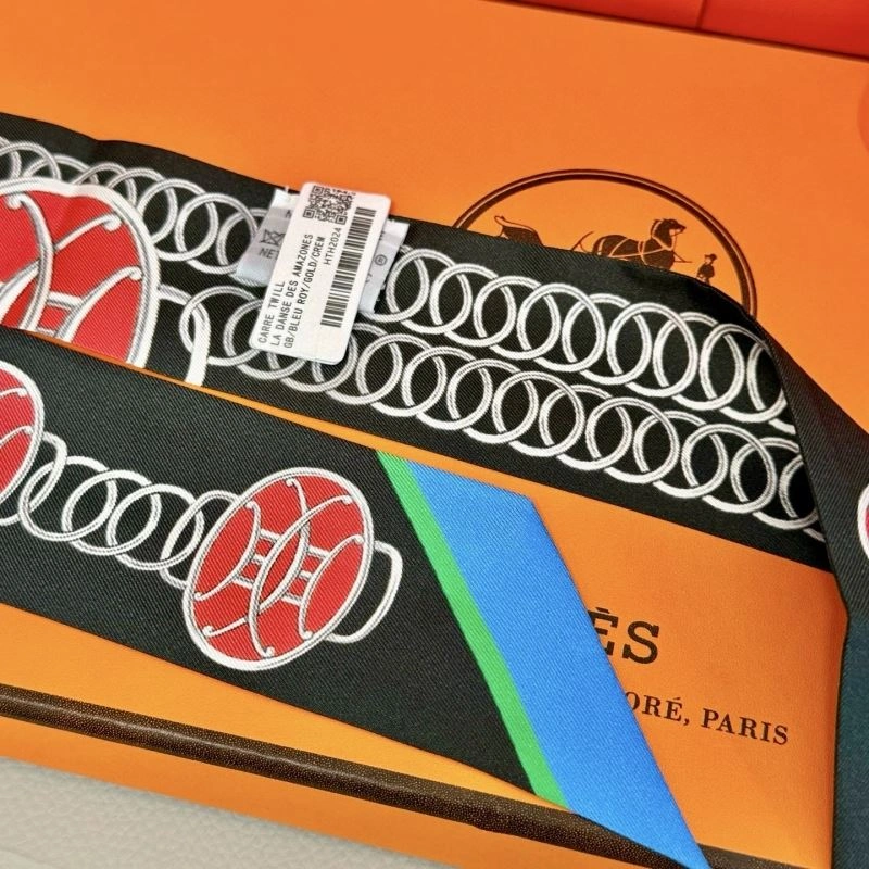 FashionForward Hermes Silk 272122