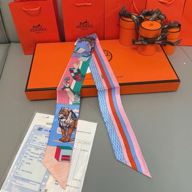SunProtective Hermes Silk 272112