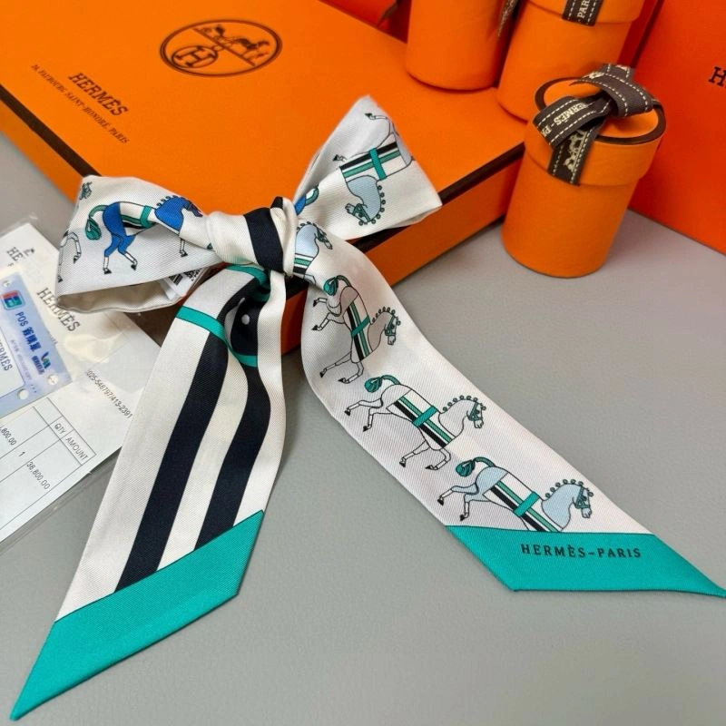 Hermes Silk Seasonal 272104