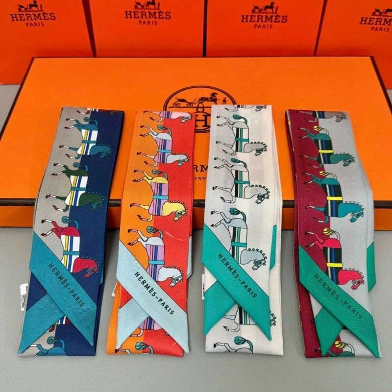 Hermes Silk Seasonal 272104