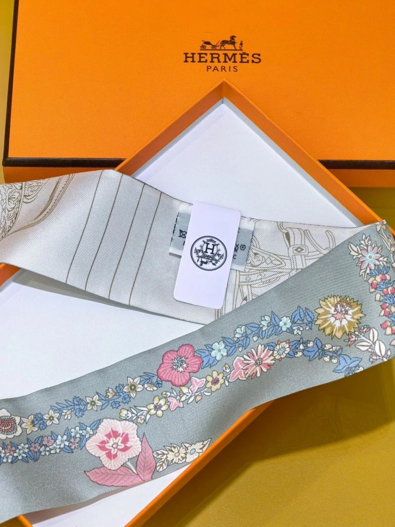 Trendsetting Hermes Silk 272494