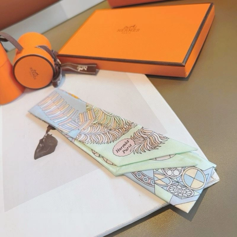 Hermes Silk Compact 272916