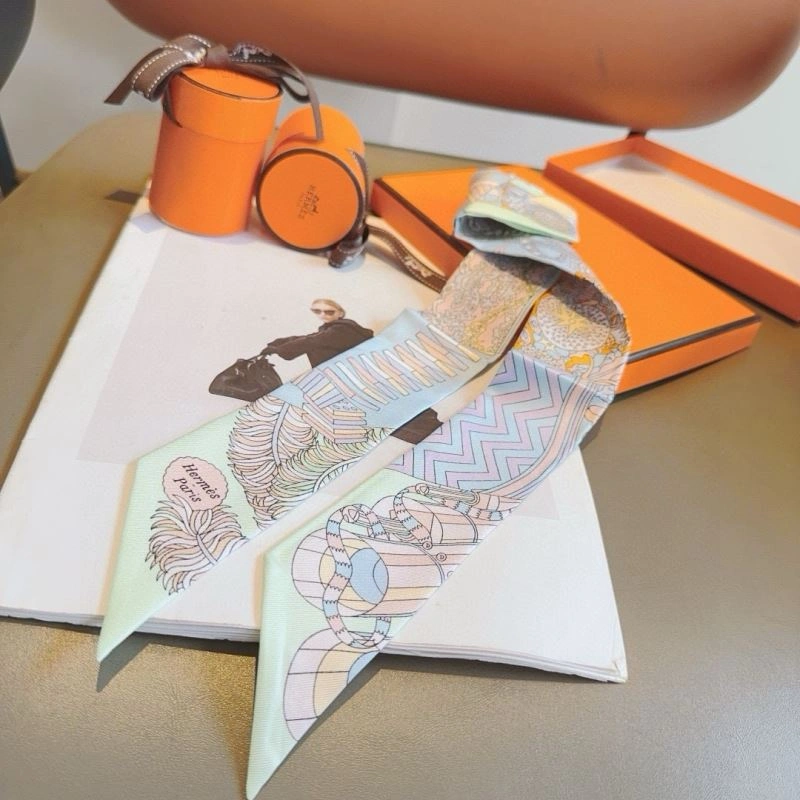 Hermes Silk Compact 272916
