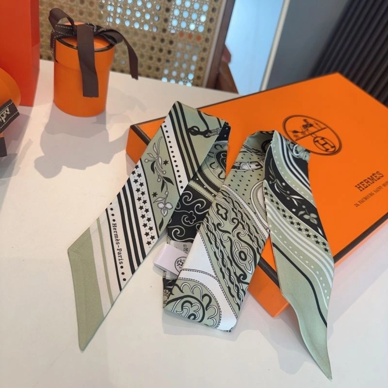 UrbanChic Hermes Silk 272912