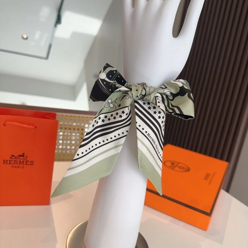 UrbanChic Hermes Silk 272912