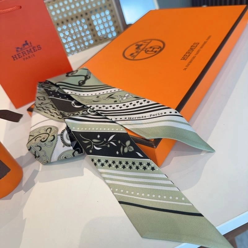 UrbanChic Hermes Silk 272912