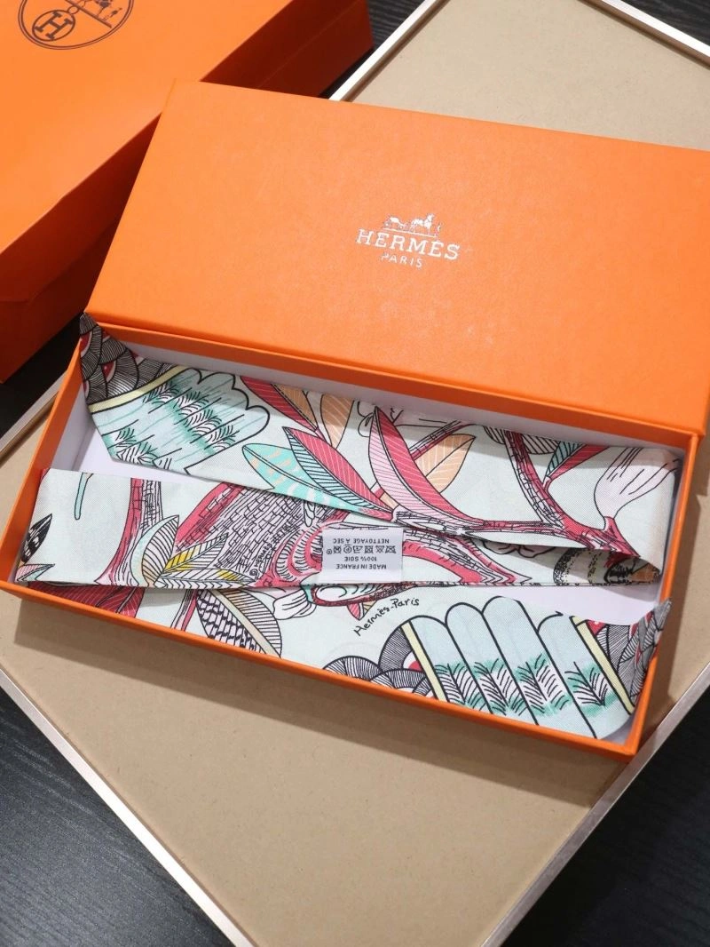 Compact Hermes Silk 272891