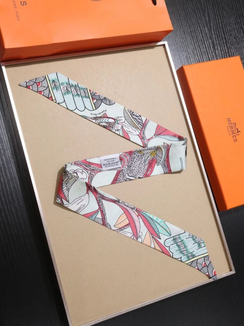 Compact Hermes Silk 272891