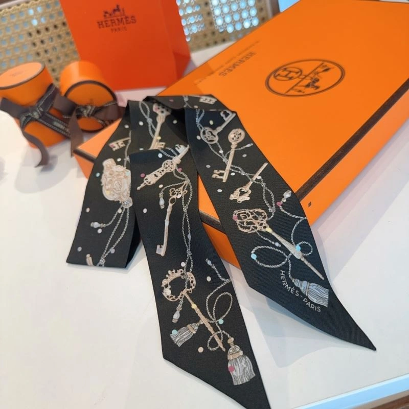 Hermes Silk Unisex 272880