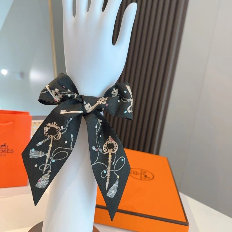 Hermes Silk Unisex 272880