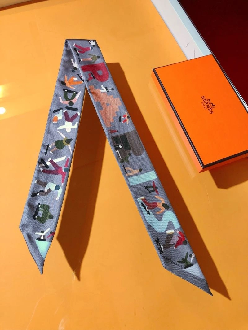 Durable Hermes Silk 272879
