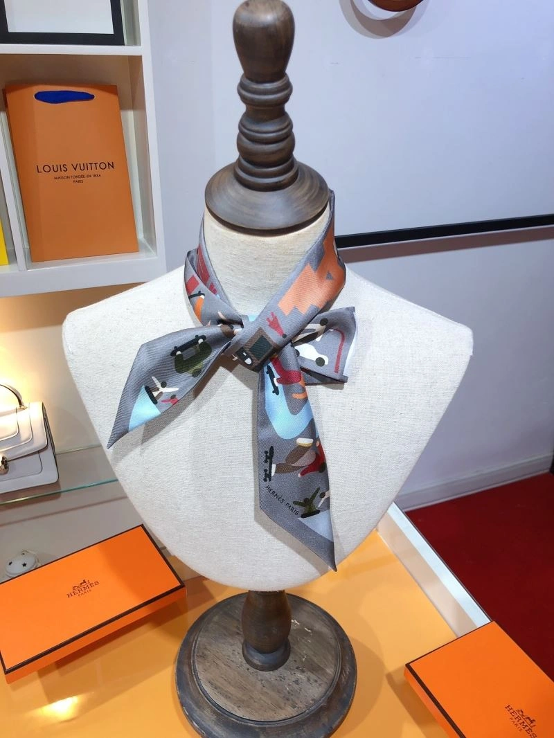 Durable Hermes Silk 272879