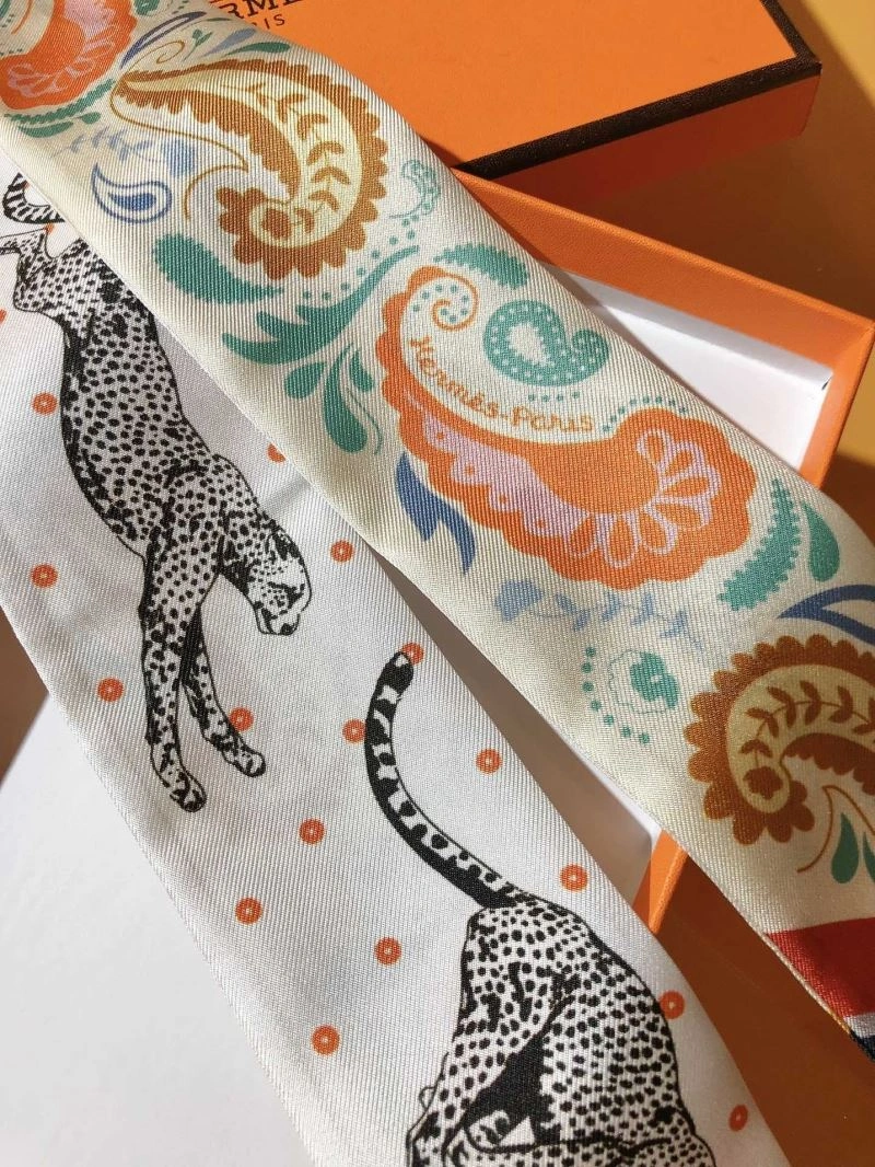 Neat Hermes Silk 272821