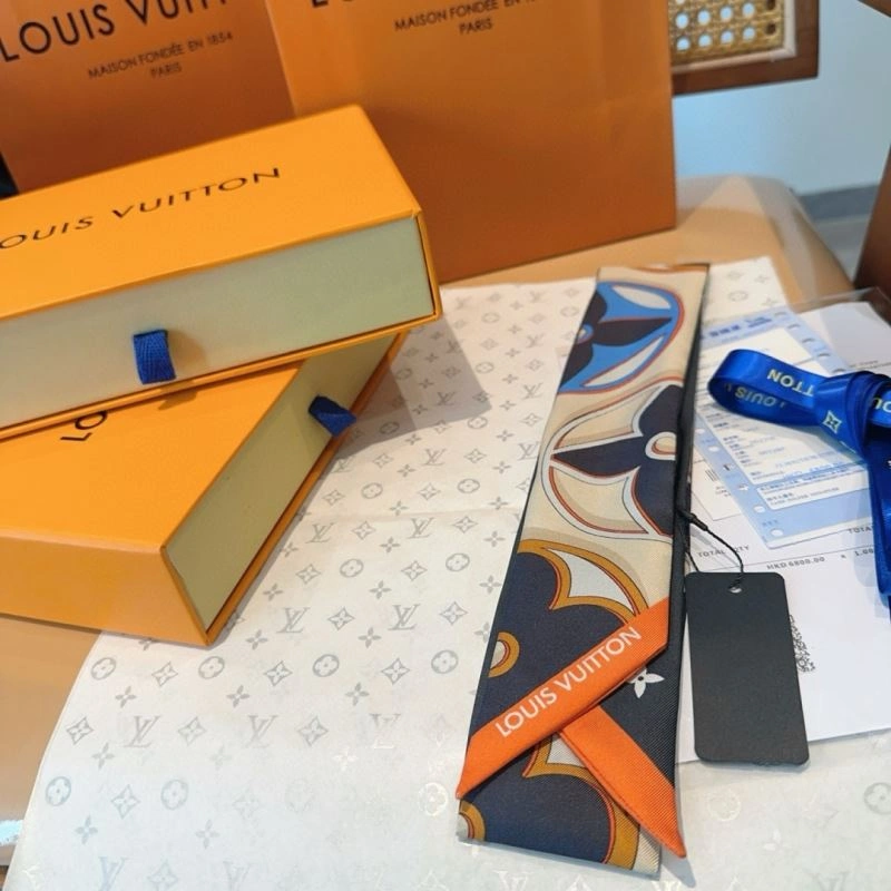 Hermes Silk Chic 272786