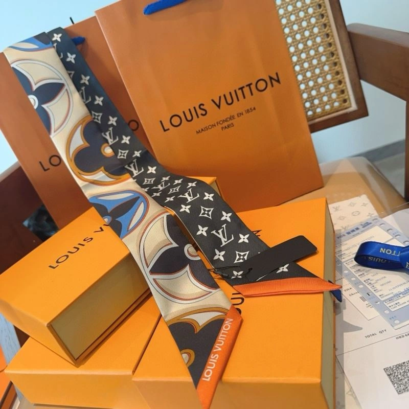Hermes Silk Chic 272786