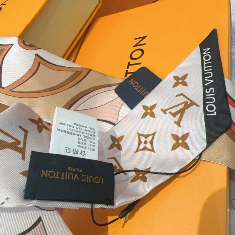 Hermes Silk Vibrant 272804
