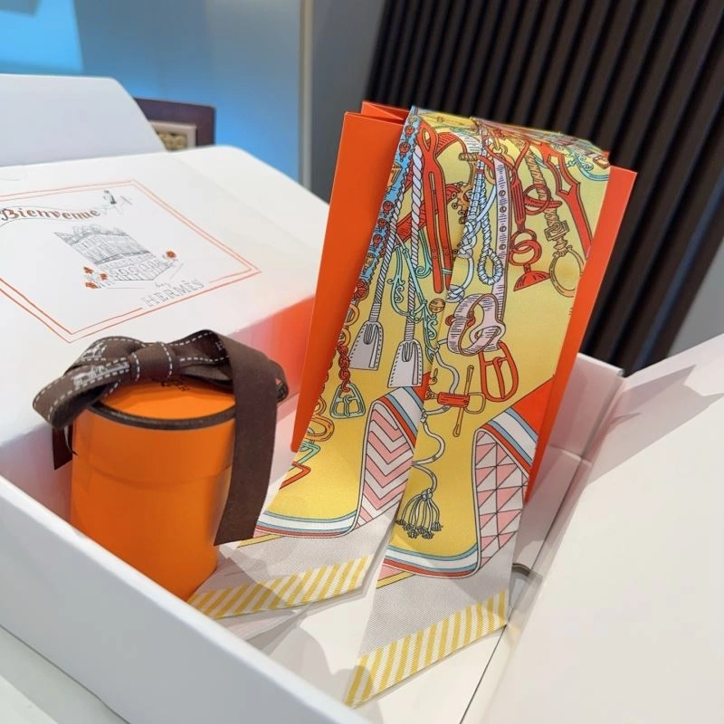 Hermes Silk Timeless 272770