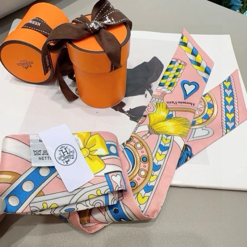 Attractive Hermes Silk 272697
