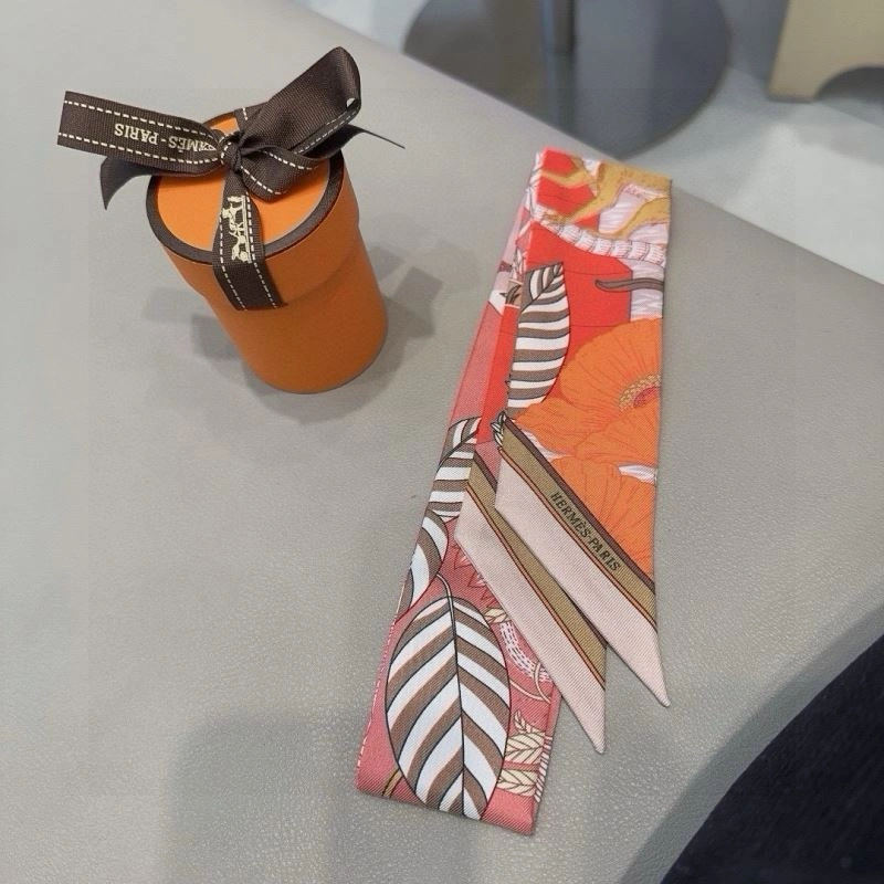 Unique Hermes Silk 272675