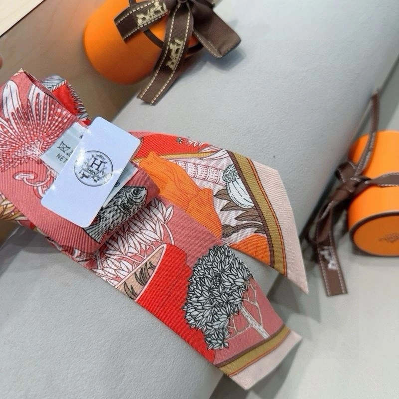 Unique Hermes Silk 272675