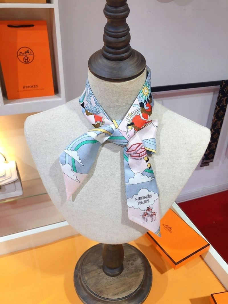 Unique Hermes Silk 272682