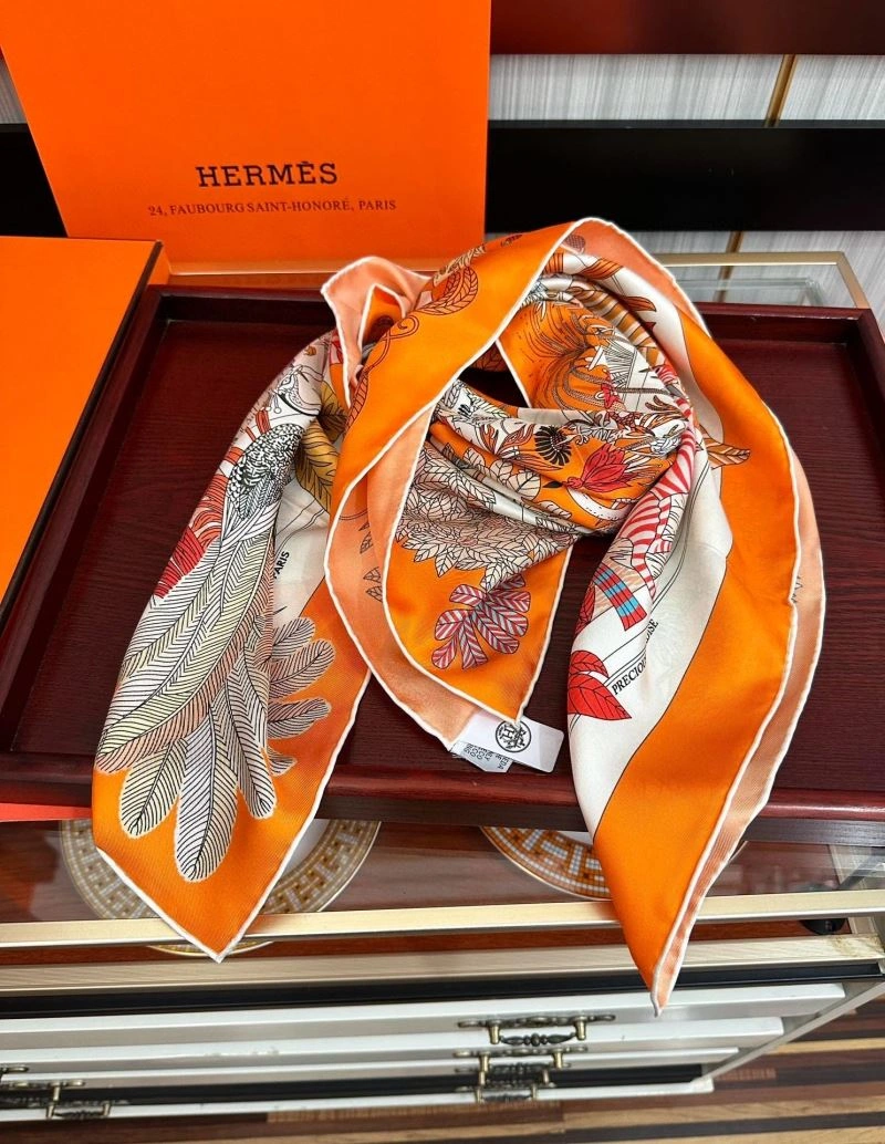 Versatile Hermes Silk 272636