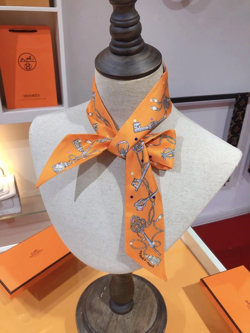 Durable Hermes Silk 272647
