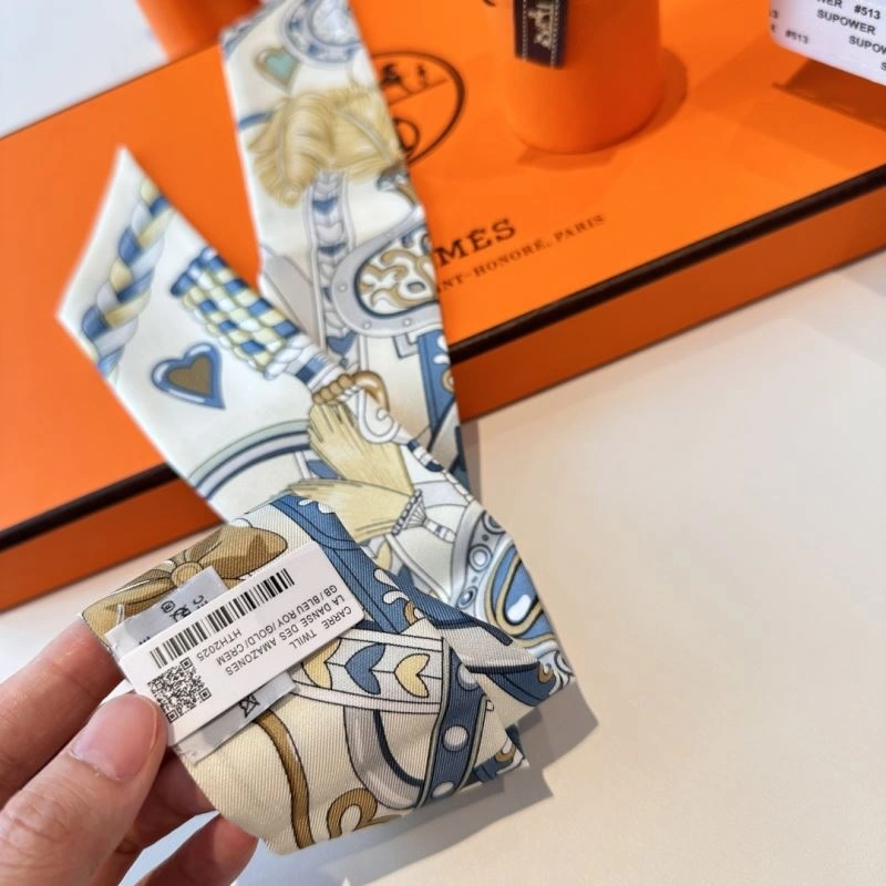 Hermes Silk Modern 272628