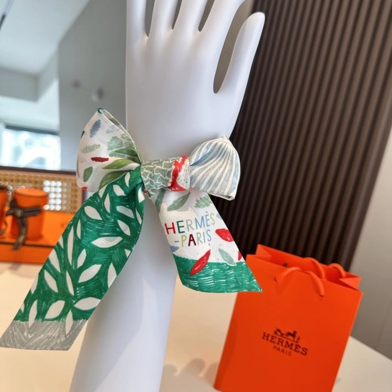 EyeCatching Hermes Silk 272611